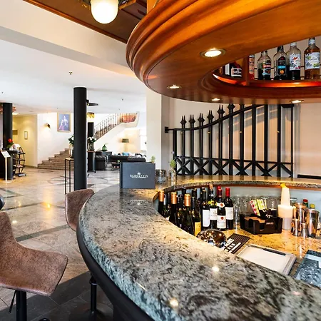 Bernstein Hotel