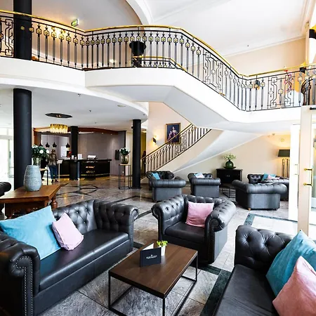 Bernstein Hotel