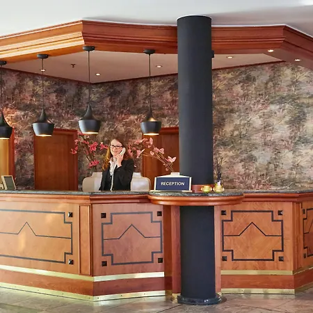 Bernstein Hotel