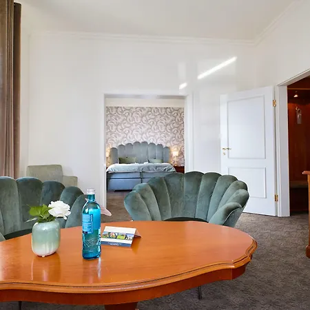 Hotel Bernstein