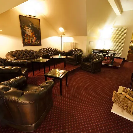 Bernstein Hotel